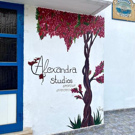 Alexandra Studios Неос-Пірґос Екстер'єр фото